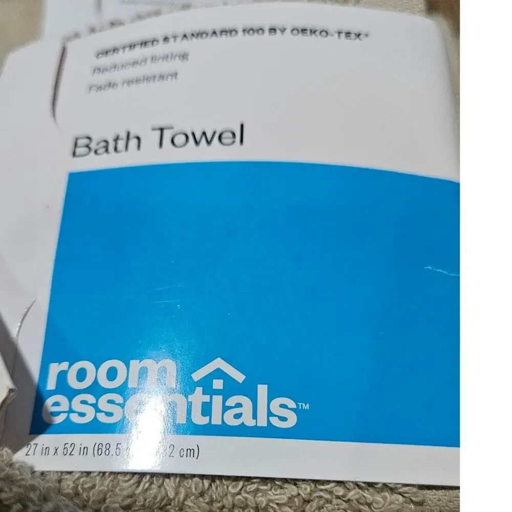 Room Essentials Bath Towels Set of 2 Tan Taupe OEKO-TEX Fade Resistant NWT